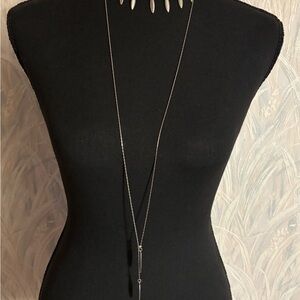 🛍️3/$25🛍️ NY Collection Silver Tone Lariat Style Necklace 14”+3”